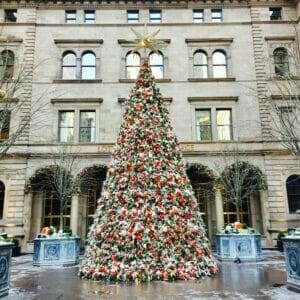 25 Magical Things to Do in New York at Christmas (2023)