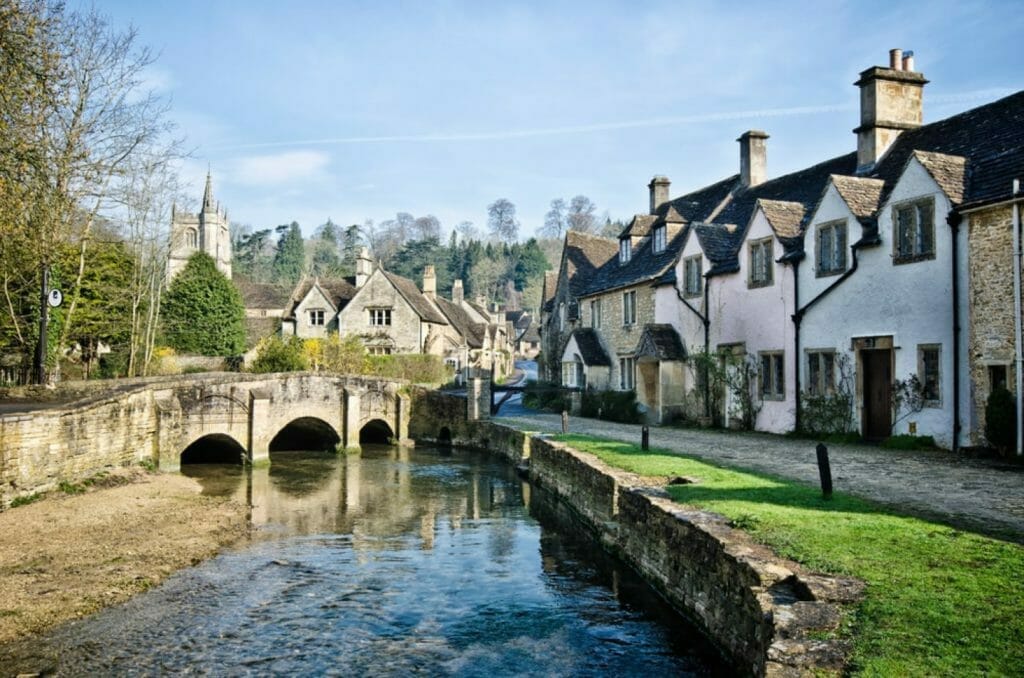 nice english villages to visit